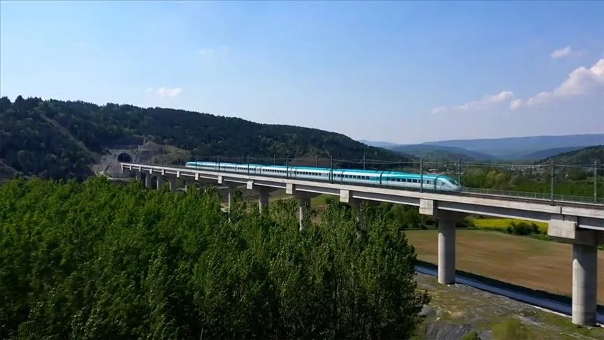 Bugüne kadar yaklaşık 110 milyon yolcu YHT ile seyahat etti