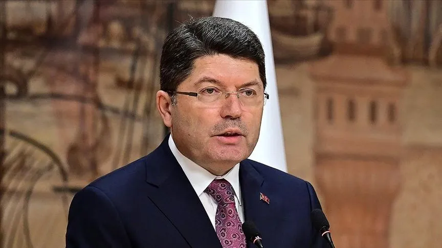 Bakanlardan CHP Genel Başkanı Özel'in açıklamalarına tepki