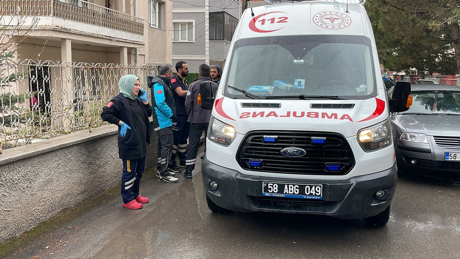 Sivas'ta 13 öğrenci, gıda zehirlenmesi şüphesiyle hastaneye kaldırıldı