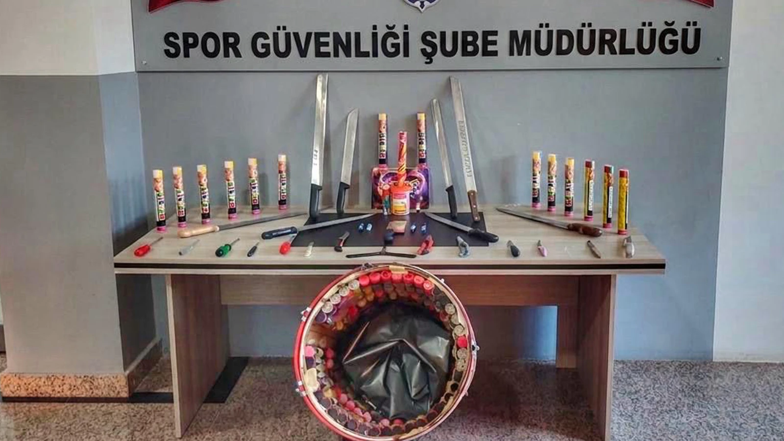 Kocaelispor-Göztepe maçındaki 7 taraftara işlem yapıldı