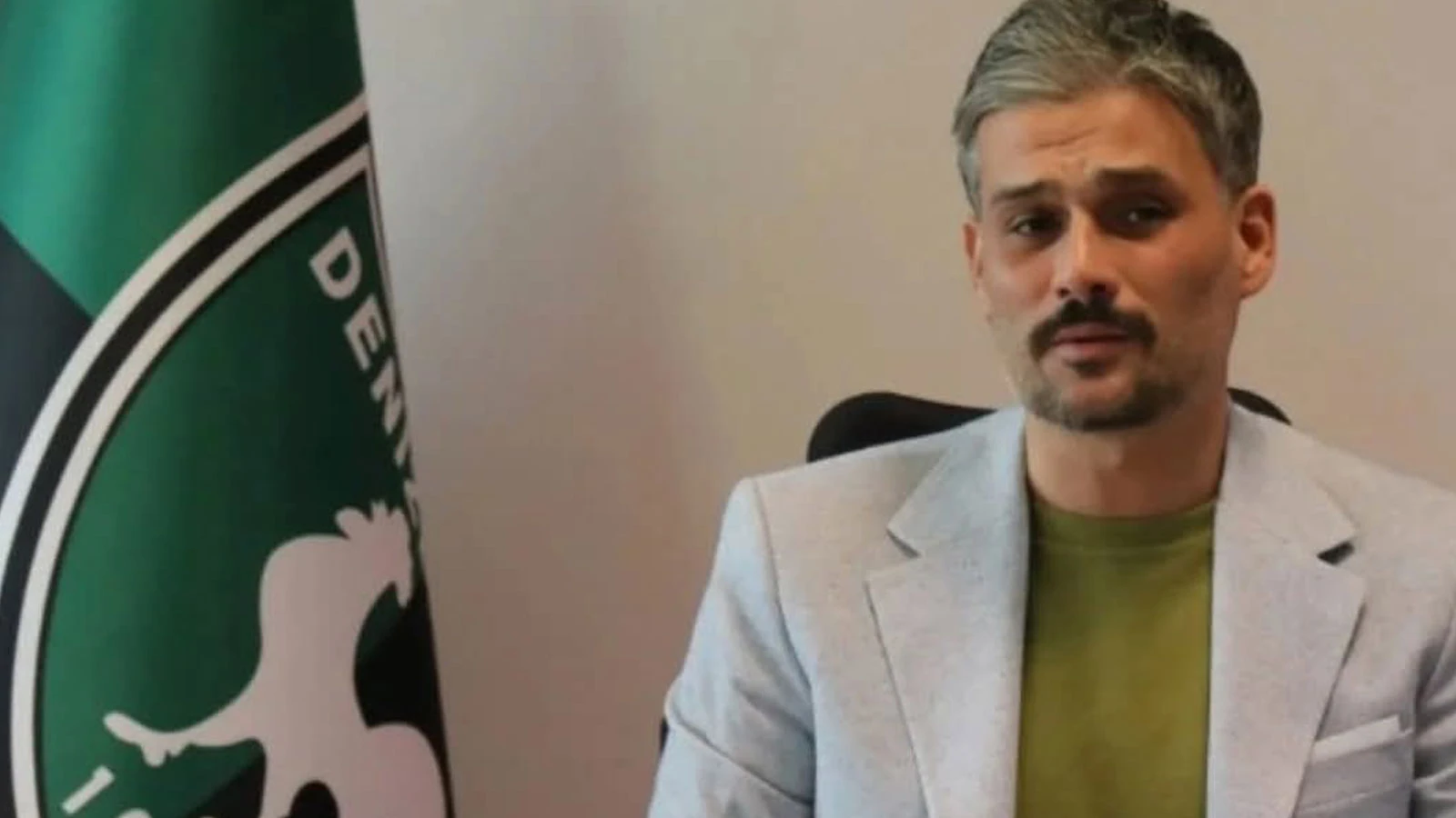 Son 4 yıl içinde 3 kez küme düşen Denizlispor'da başkan açlık grevinde