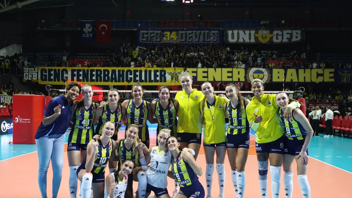 Fenerbahçe Medicana 3-0 Beşiktaş | MAÇ SONUCU - ÖZET