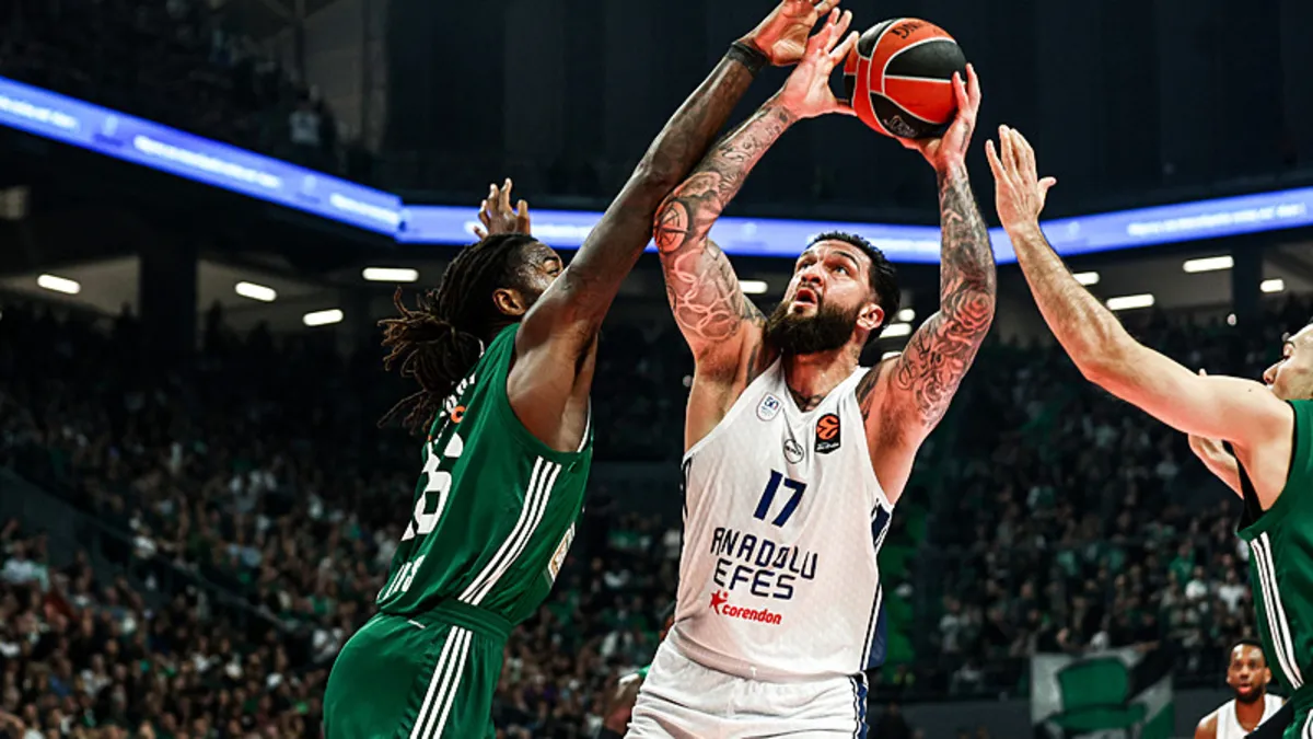 Anadolu Efes'ten EuroLeague'de kötü kapanış