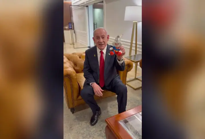 Yolsuzluk davasını önemsiz göstermeye çabalıyor | Netanyahu: “Bu bir Bugs Bunny davası”
