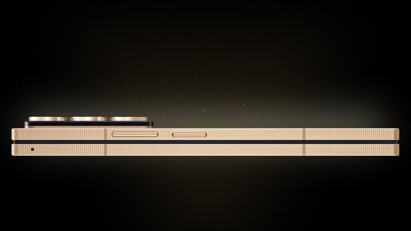Samsung'dan Çin'e özel katlanabilir telefon: Samsung W26 neler sunacak?
