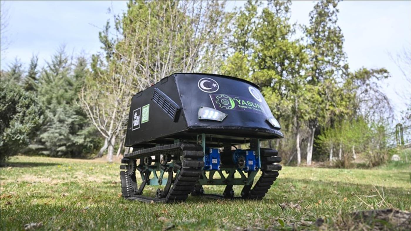 Öğrencilerin geliştirdiği otonom tarım robotu seri üretime geçiyor