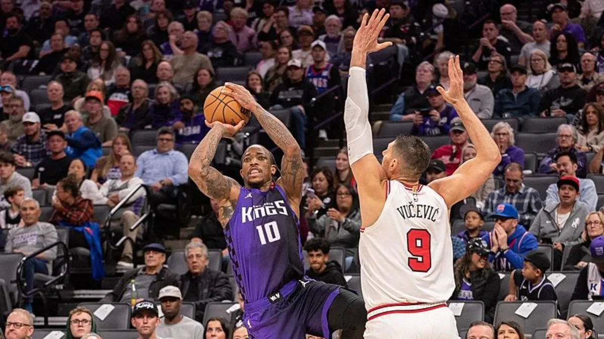 DeRozan NBA'de 25 bin sayıya ulaştı ancak mağlubiyete engel olamadı
