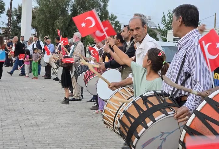 8 Nisan Dünya Romanlar Günü, Hatay'da renkli görüntülerle kutlandı