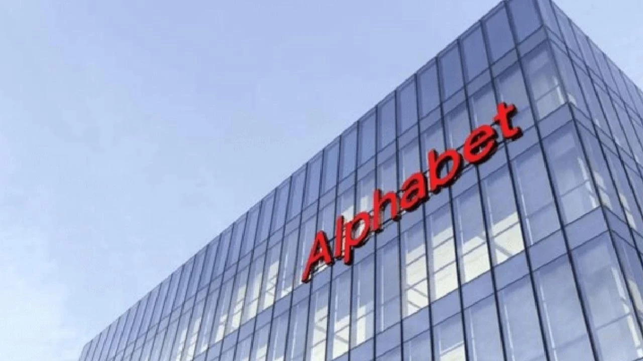 Teknoloji devinden tarihi rekor: Alphabet 4 trilyon doları gördü