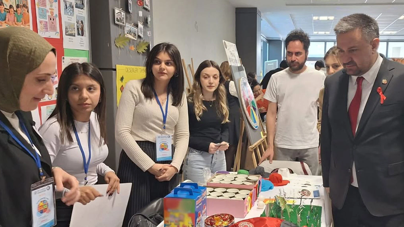 Hasan Ali Yücel Eğitim Fakültesi’nde Öğrenme Fuarı Coşkusu