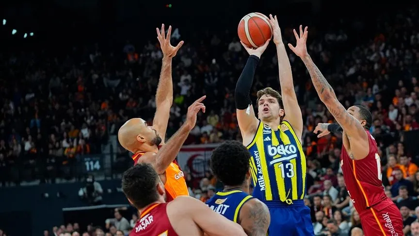 Basketbol Süper Ligi'nde derbinin galibi Fenerbahçe Beko