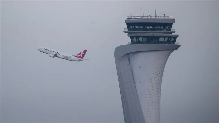 Türk hava sahasında günlük transit uçuş ve uçak trafiğinde rekor kırıldı