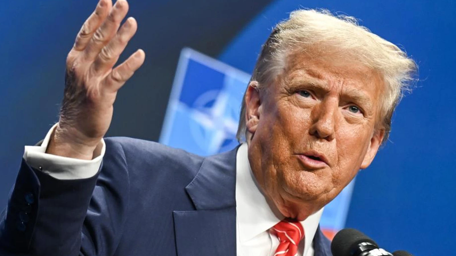 Trump bir kez daha ABD basınını hedef aldı: Sahte muhabirler derhal kovulmalı