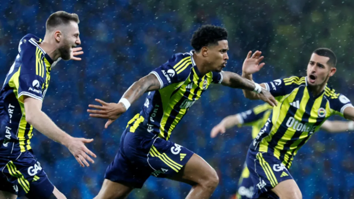 Fenerbahçe'de Jayden Oosterwolde, "Dalya" demeye hazırlanıyor