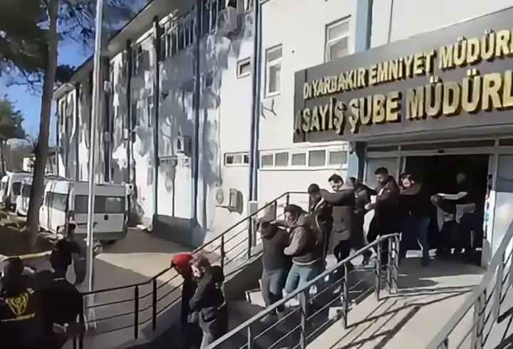 Sahte ‘araç muayene randevusu’ dolandırıcılığına 14 ilde ‘Son istasyon’ operasyonu: 25 tutuklama