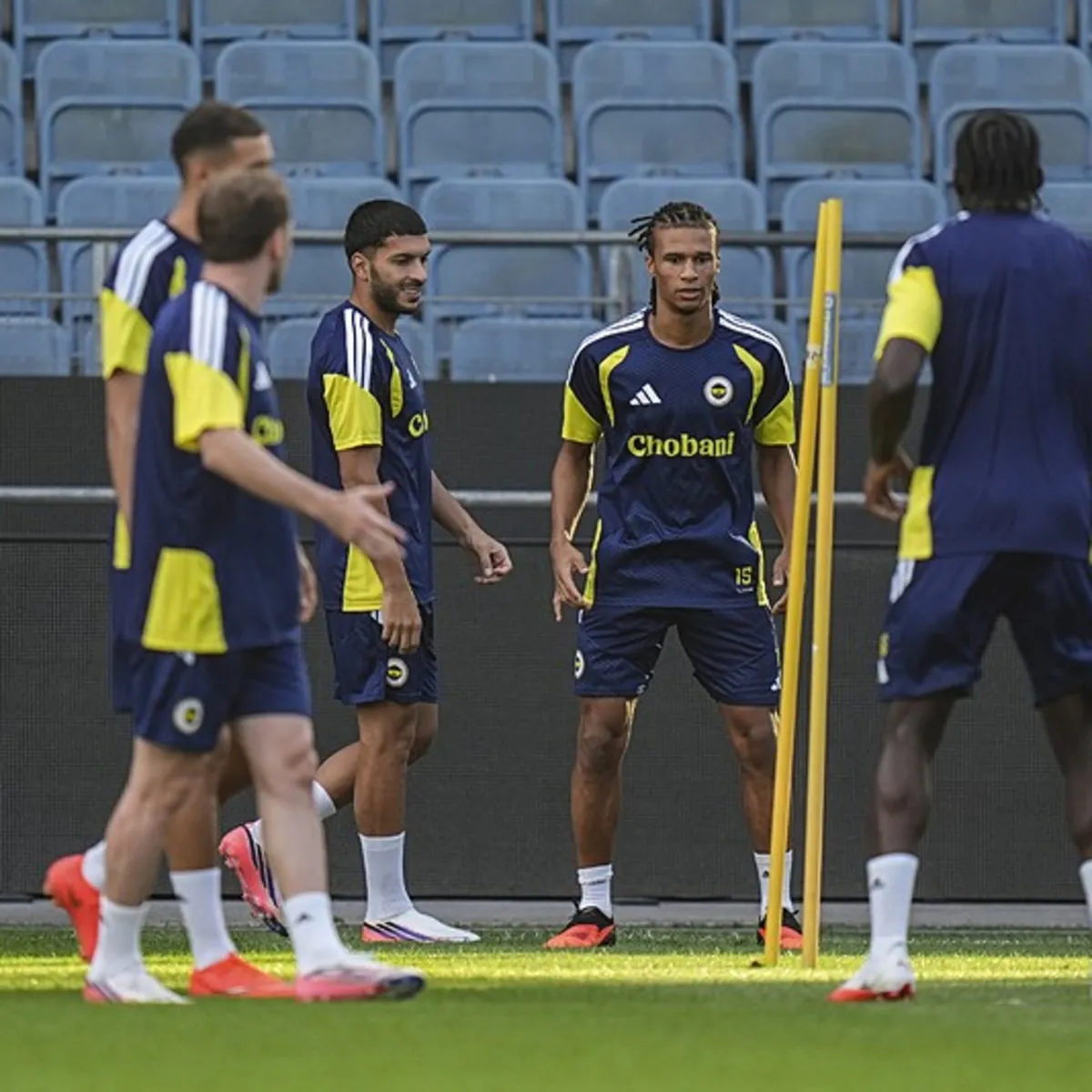 TRANSFER HABERİ: Fenerbahçe'de flaş ayrılık gelişmesi! Menajeri İstanbul'a geldi