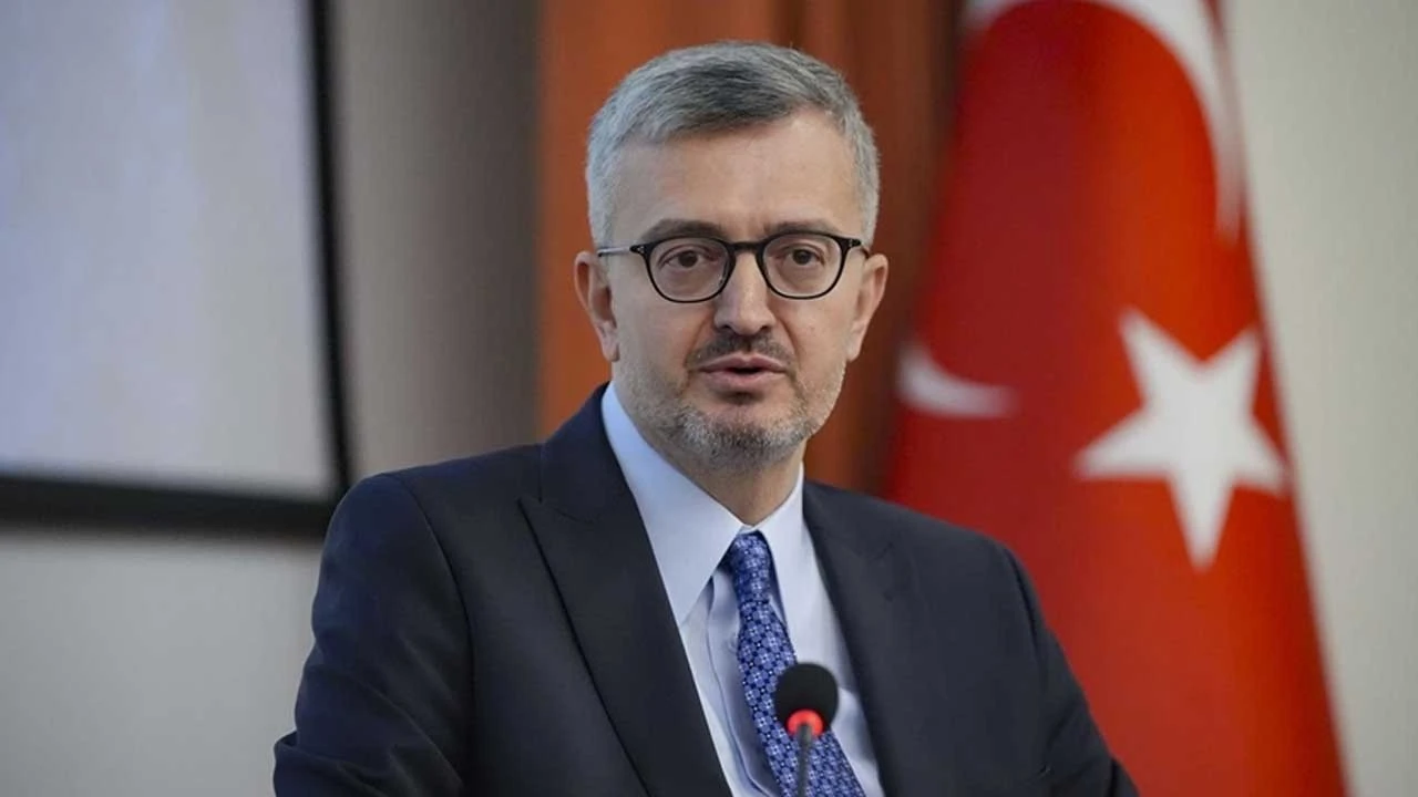 Yeni İletişim Başkanı Burhanettin Duran kimdir, kaç yaşında ve nereli?