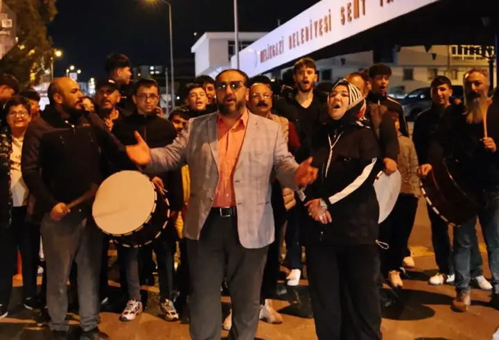 Kadın muhtar ve ramazan davulcularından ‘Kadir Gecesi’nde ilahili klip