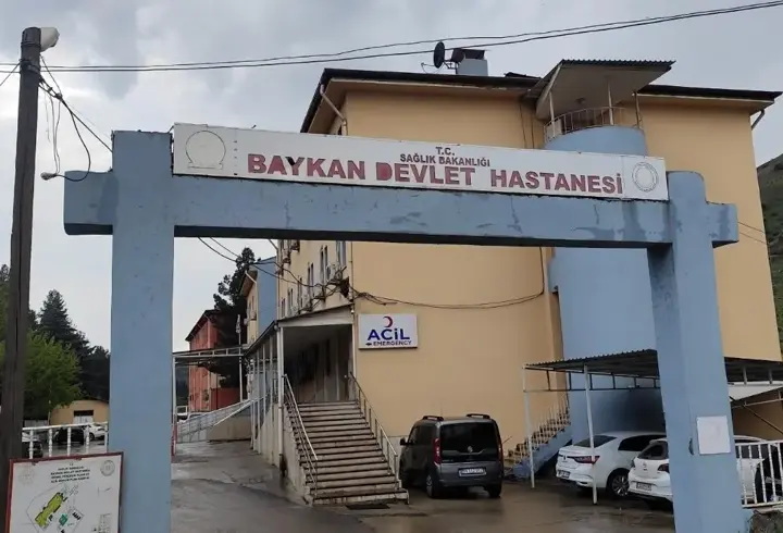 Düğüne giden ailenin otomobili şarampole devrildi; 4 yaşındaki Ceren öldü, 4 yaralı