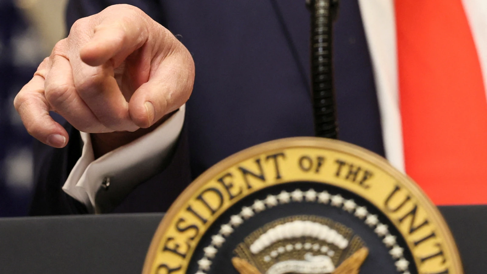 Trump geldi, ABD'de işten çıkarmalar yüzde 245 arttı!