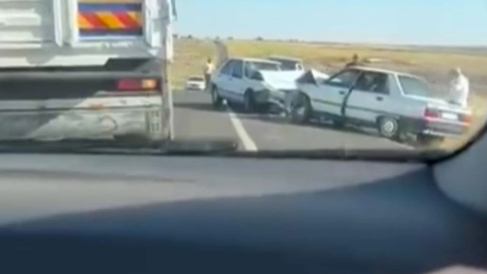 Şanlıurfa'da trafik kazası: Çok sayıda kişi yaralandı