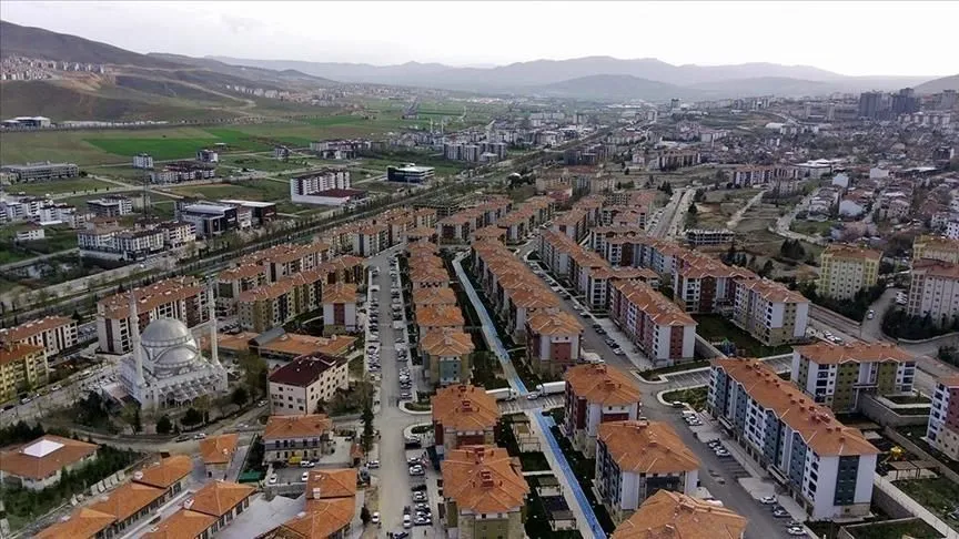 Yapı ruhsatı verilen bina sayısı geçen yılın 4. çeyreğinde yüzde 5,5 arttı