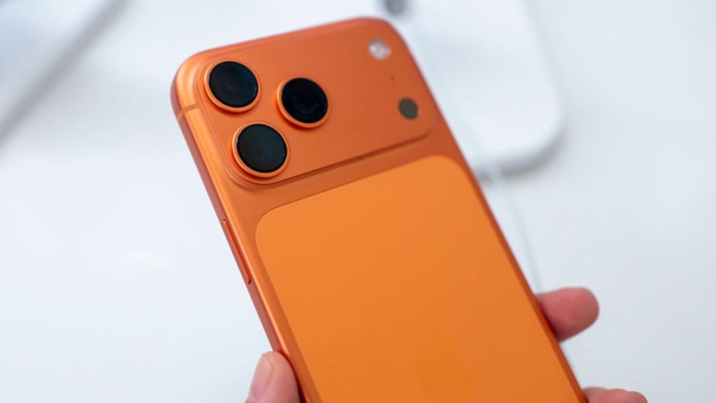 iPhone 18 Pro'nun arka camında renk ayrımı olmayacak