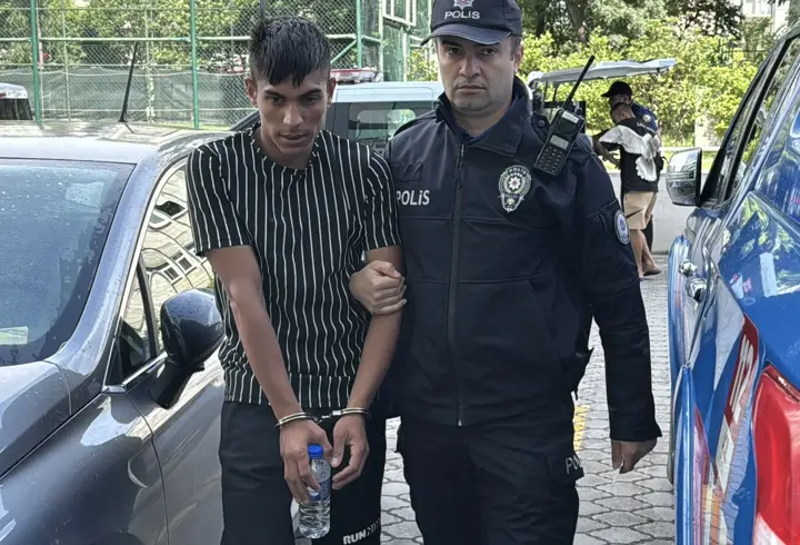 Samsun'da 1 kişiyi demir sopayla darbeden 3 zanlı yakalandı