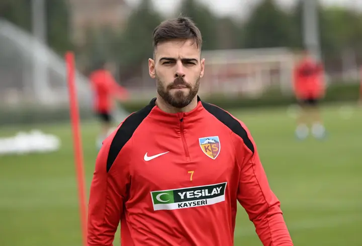 Kayserispor Teknik Direktörü Jakirovic'ten "mücadeleye devam" çağrısı: