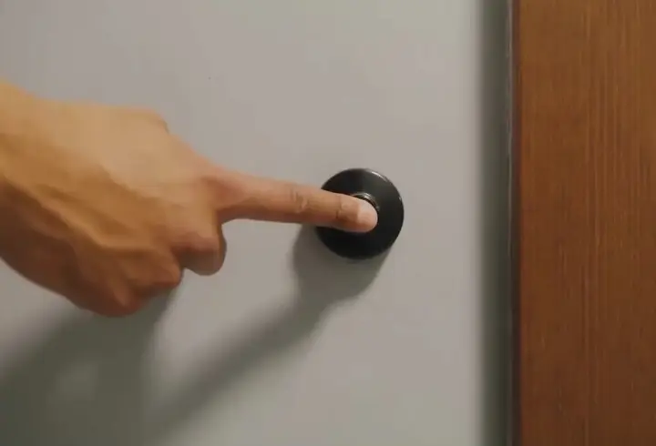 Yargıtay’dan emsal karar: Zile basıp kaçana 3 ay hapis!