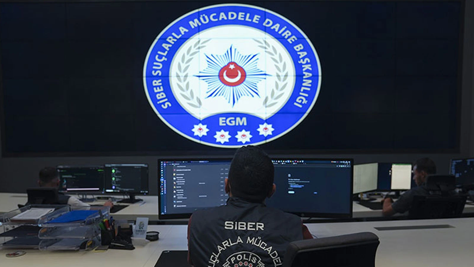 Polisten sanal devriye: Müstehcen paylaşım yapan 94 hesap kapatıldı