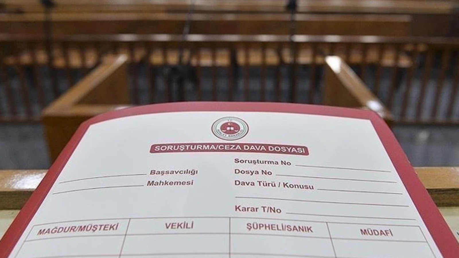 İzmir'de 'yolsuzluk' soruşturması: 99 sanık için 14 yıla kadar hapis talebi
