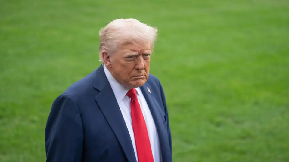 Trump'tan Çin'e 'büyük' tarife artışı tehdidi
