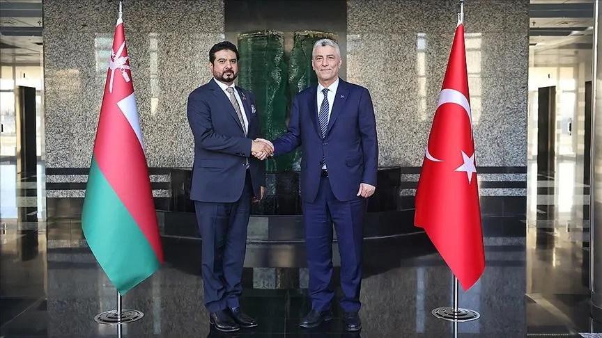 Bakan Bolat, Umman Ticaret, Sanayi ve Yatırım Teşvik Bakanı Yousef ile görüştü