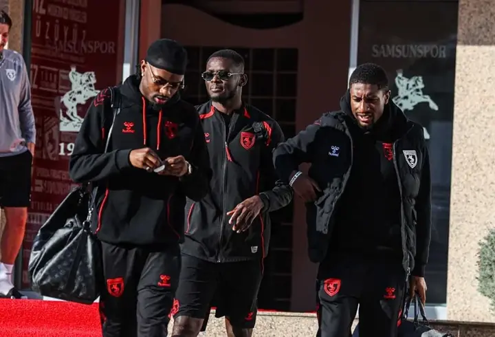 Samsunspor, Fenerbahçe maçı için Adana’ya gitti