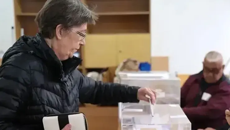 Bulgaristan Yarın Sandık Başına Gidiyor! Ülkenin Yeni Cumhurbaşkanı Belli Olacak