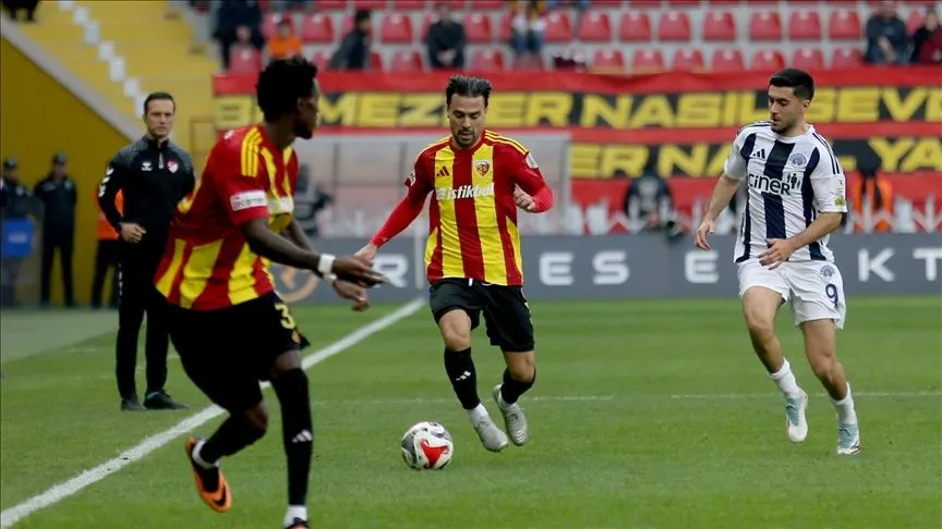 Zecorner Kayserispor, Kasımpaşa'yı mağlup etti