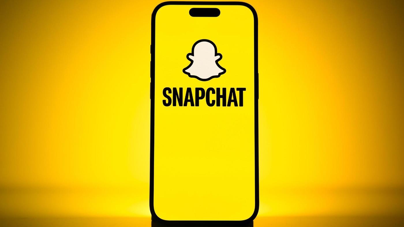 Snapchat, sohbetlerde kalıcılık getiren yeni özellikler tanıttı