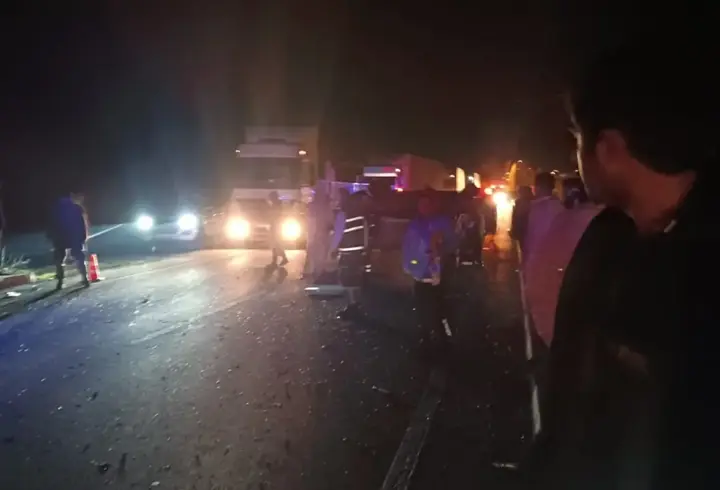 Bingöl'de çekici ile otomobil çarpıştı: 3 yaralı