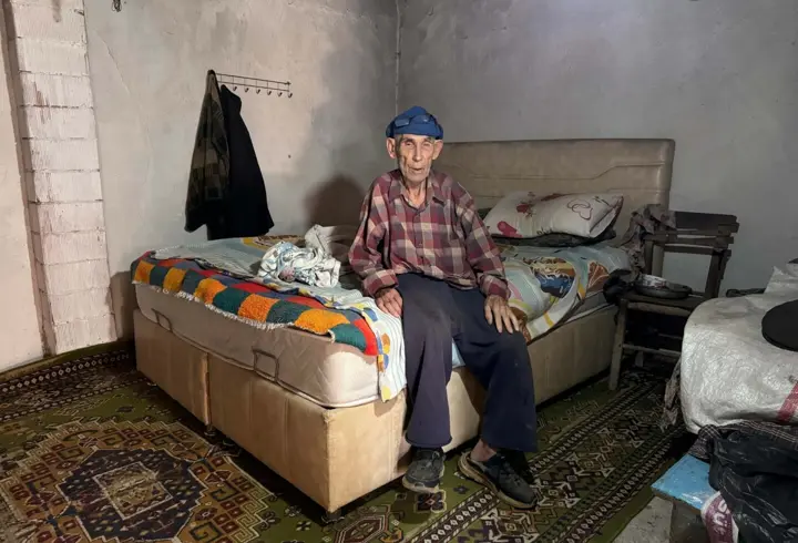 Yalnız yaşayan 85 yaşındaki Acar, huzurevine yerleştirildi