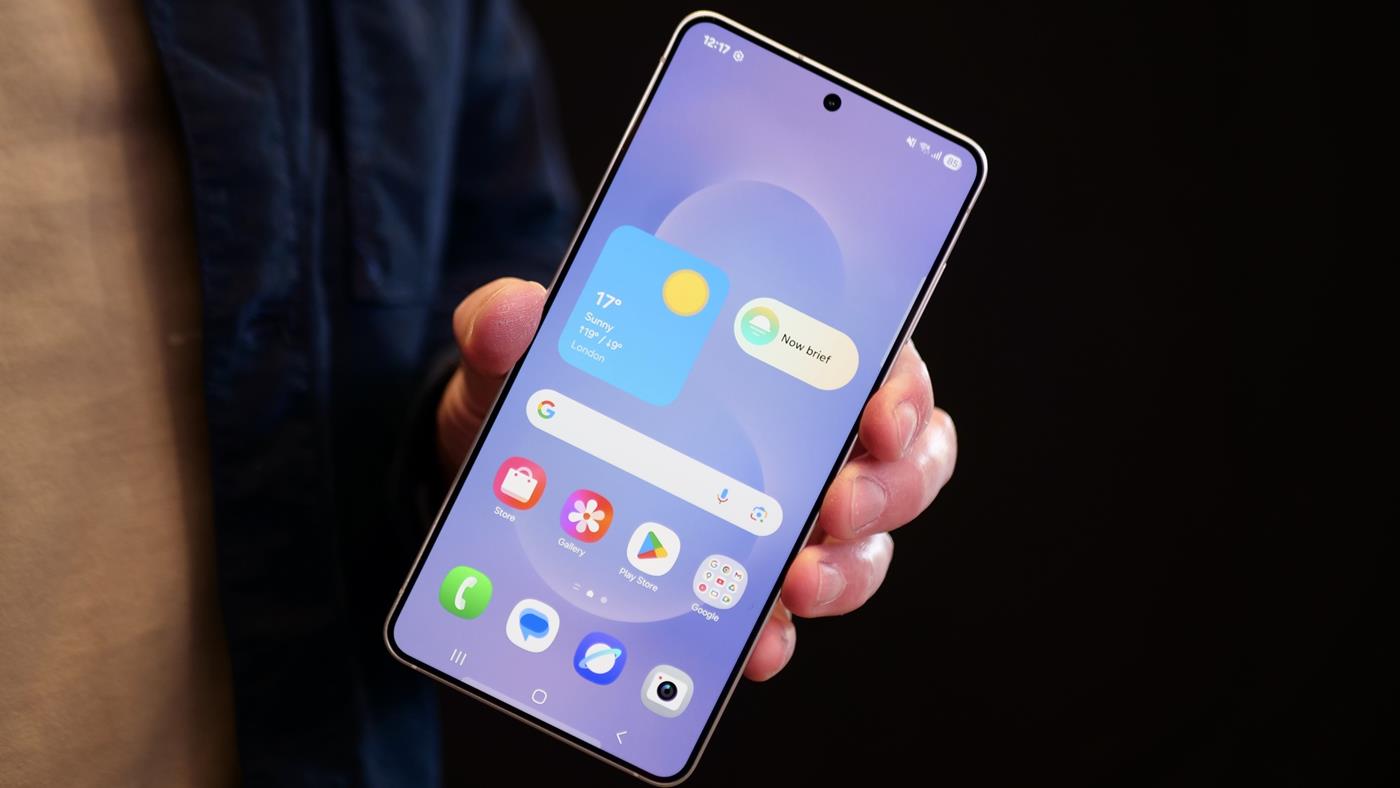 Samsung, telefonlarında Çinli BOE'nin OLED panellerini kullanabilir