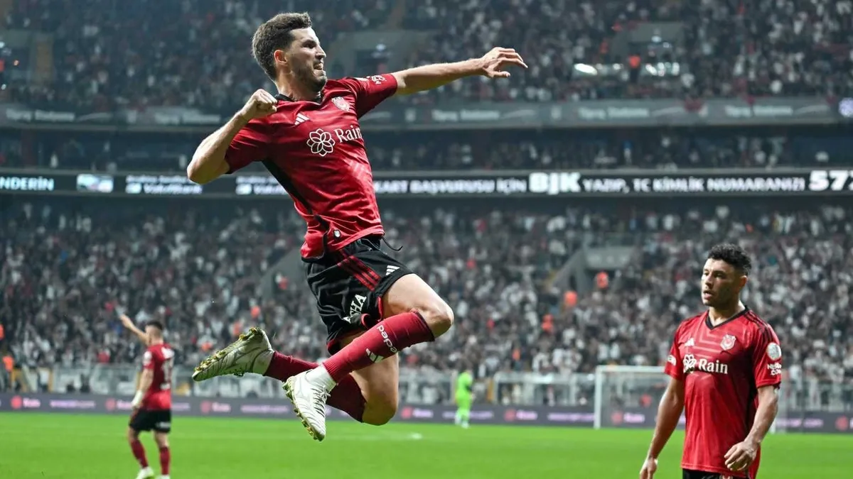 Salih Uçan sürprizi