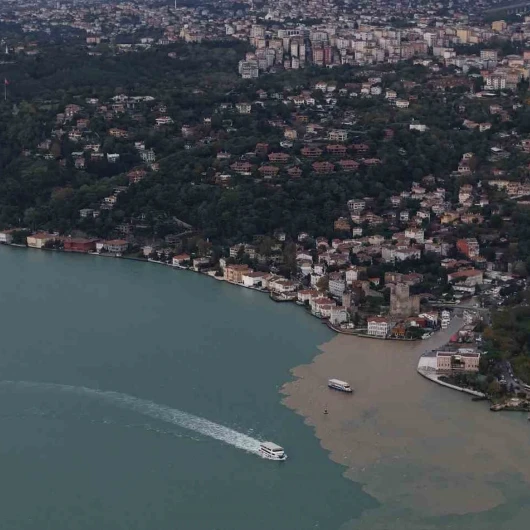 İstanbul Boğazı Çamura Bulandı: Havadan Görüntülenen Manzara Şaşırttı