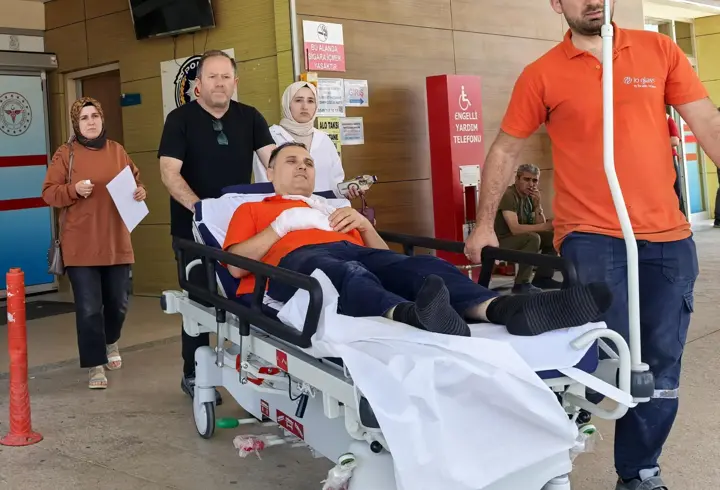 Cam Fabrikasında İş Kazası: İşçi Elini Makineye Kaptırdı