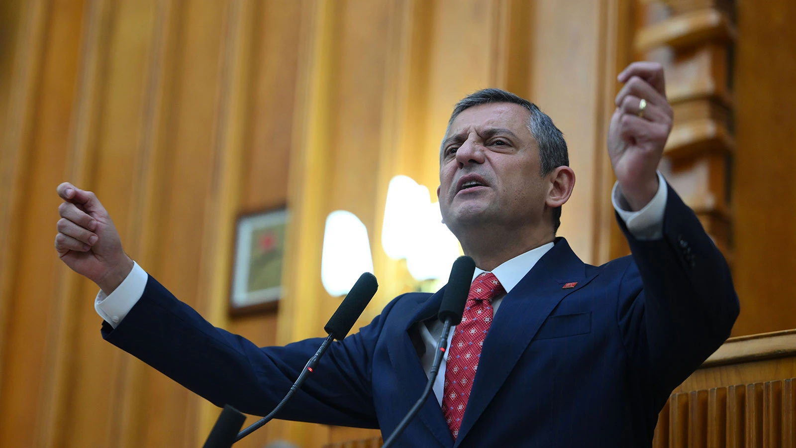 CHP lideri Özel, İsrail askerlerinin katlettiği Ayşenur Ezgi Eygi'yi andı