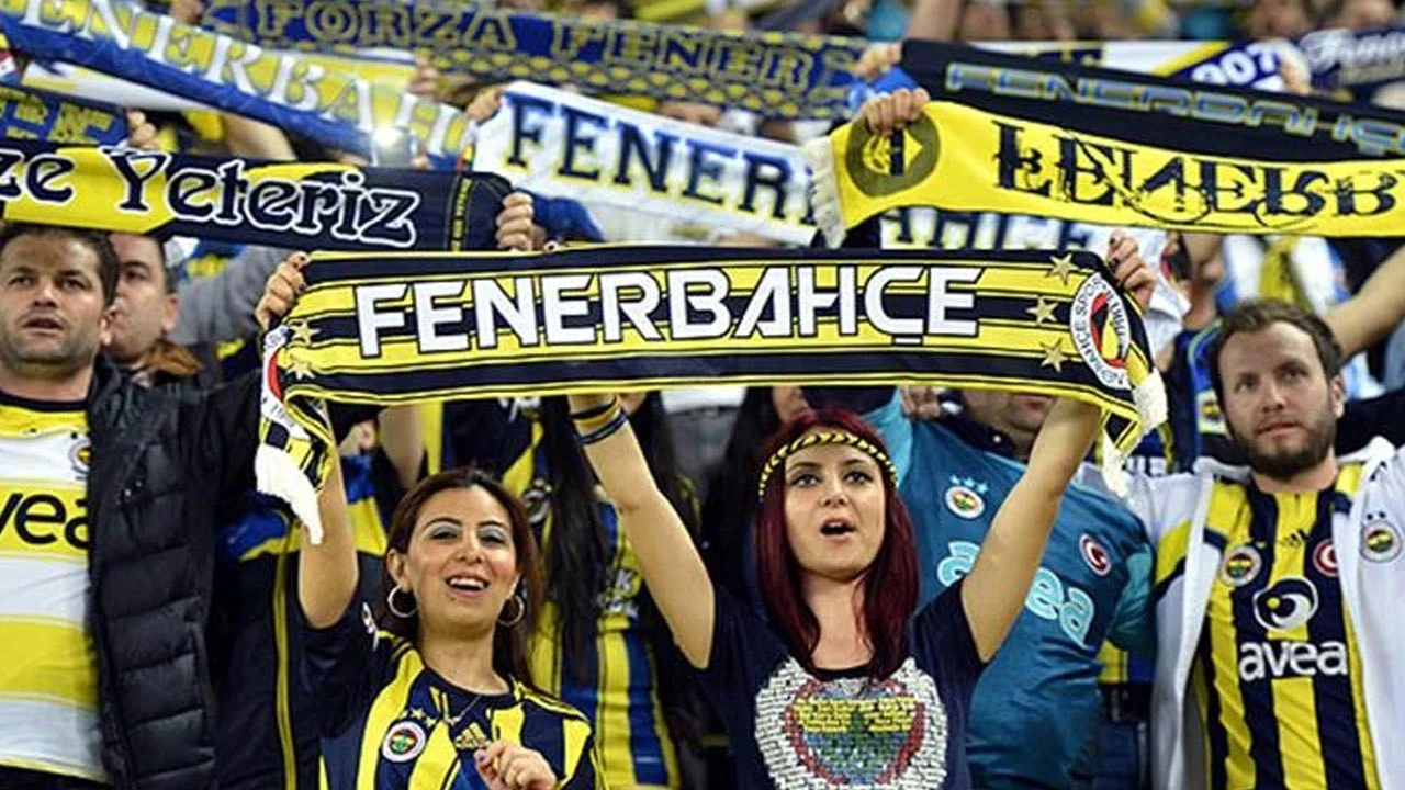 Fenerbahçe'de kombine biletleri yeniden satışa çıkıyor
