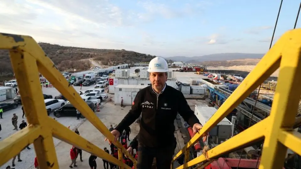 Bakan Bayraktar: Gabar'da günde 80 bin varil petrol üretildi