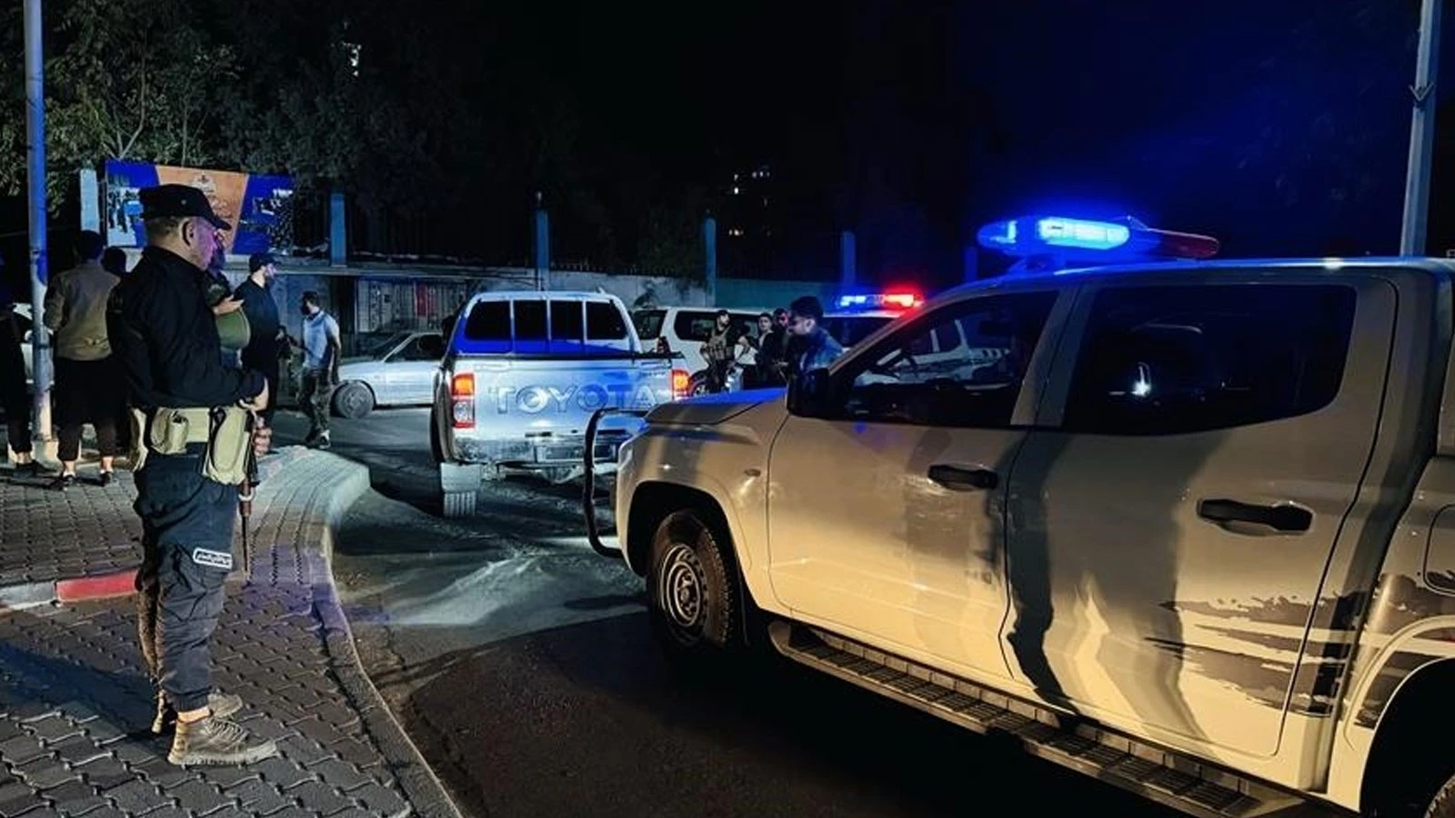 Suriye'nin başkenti Şam’da art arda patlama sesleri duyuldu
