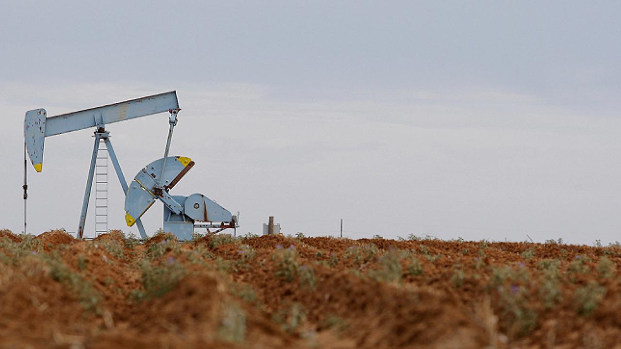 ABD'nin ticari ham petrol stokları 900 bin varil azaldı