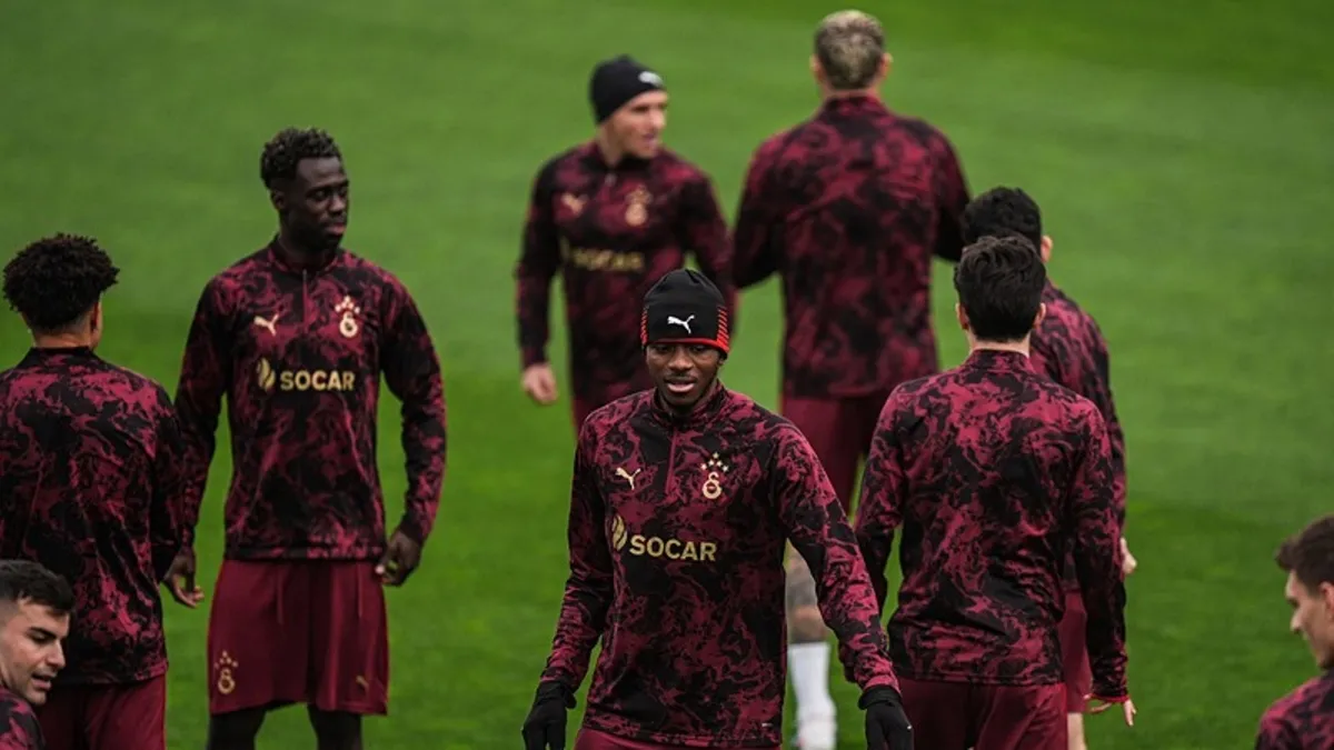 Yunus Akgün ve Wilfried Singo Galatasaray kafilesinde!
